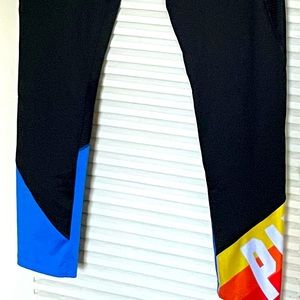 Gently use Pink 🌈 leggings.